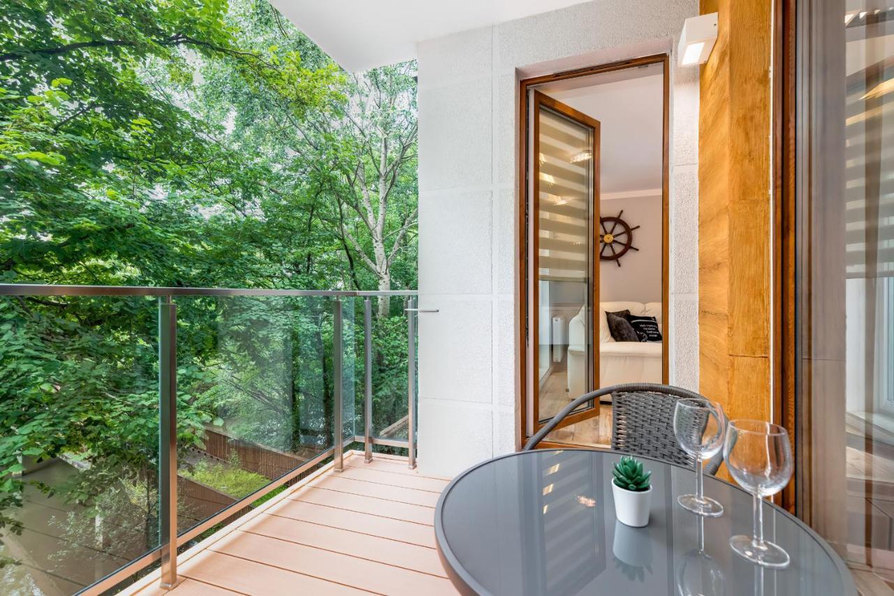 Apartament Mariner By Noclegi Renters Kołobrzeg Exteriör bild