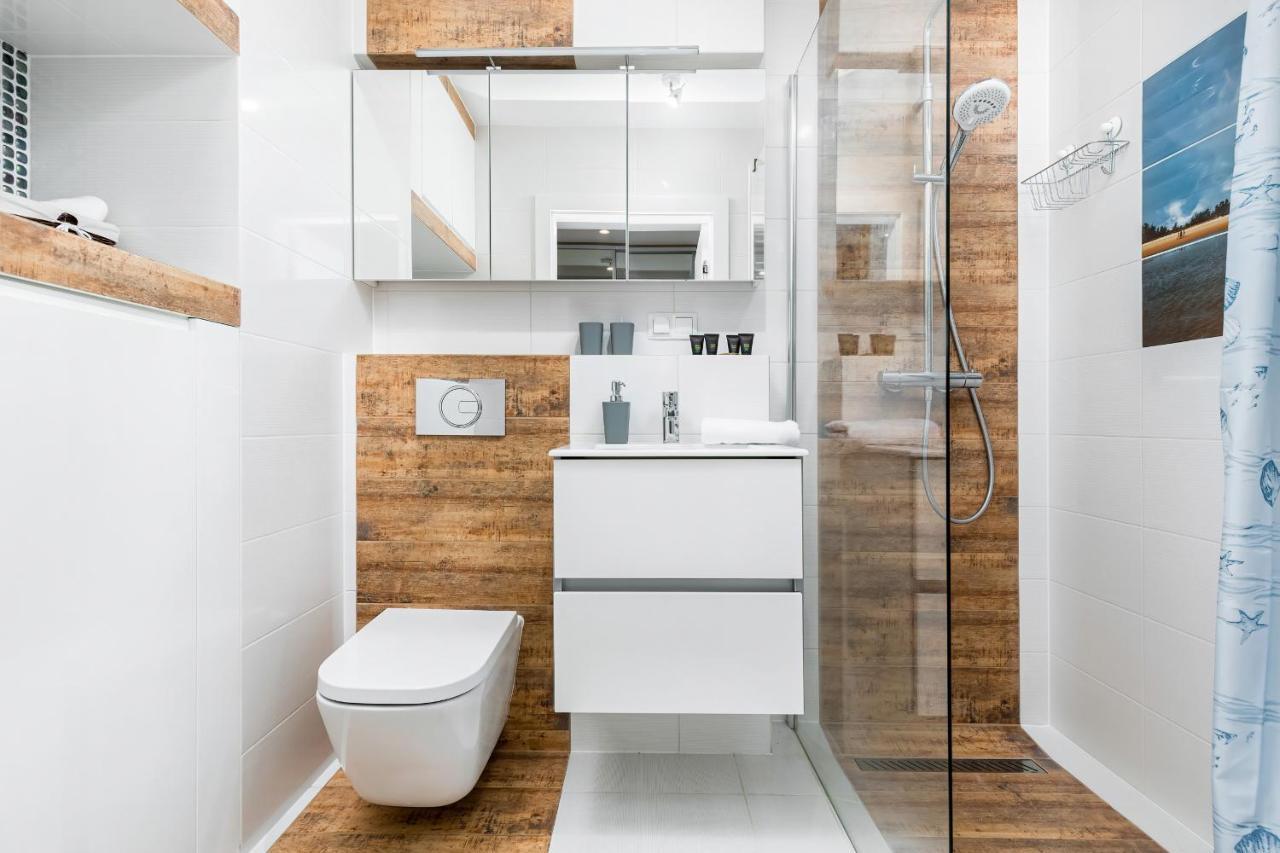 Apartament Mariner By Noclegi Renters Kołobrzeg Exteriör bild