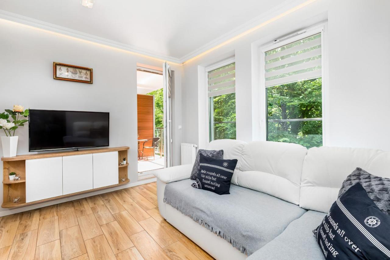 Apartament Mariner By Noclegi Renters Kołobrzeg Exteriör bild